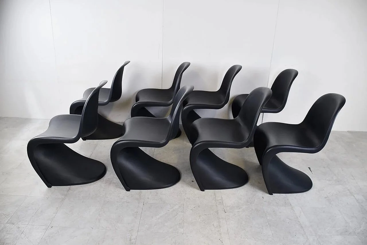 4 Panton Chair S in polypropylene by Verner Panton for Vitra 3