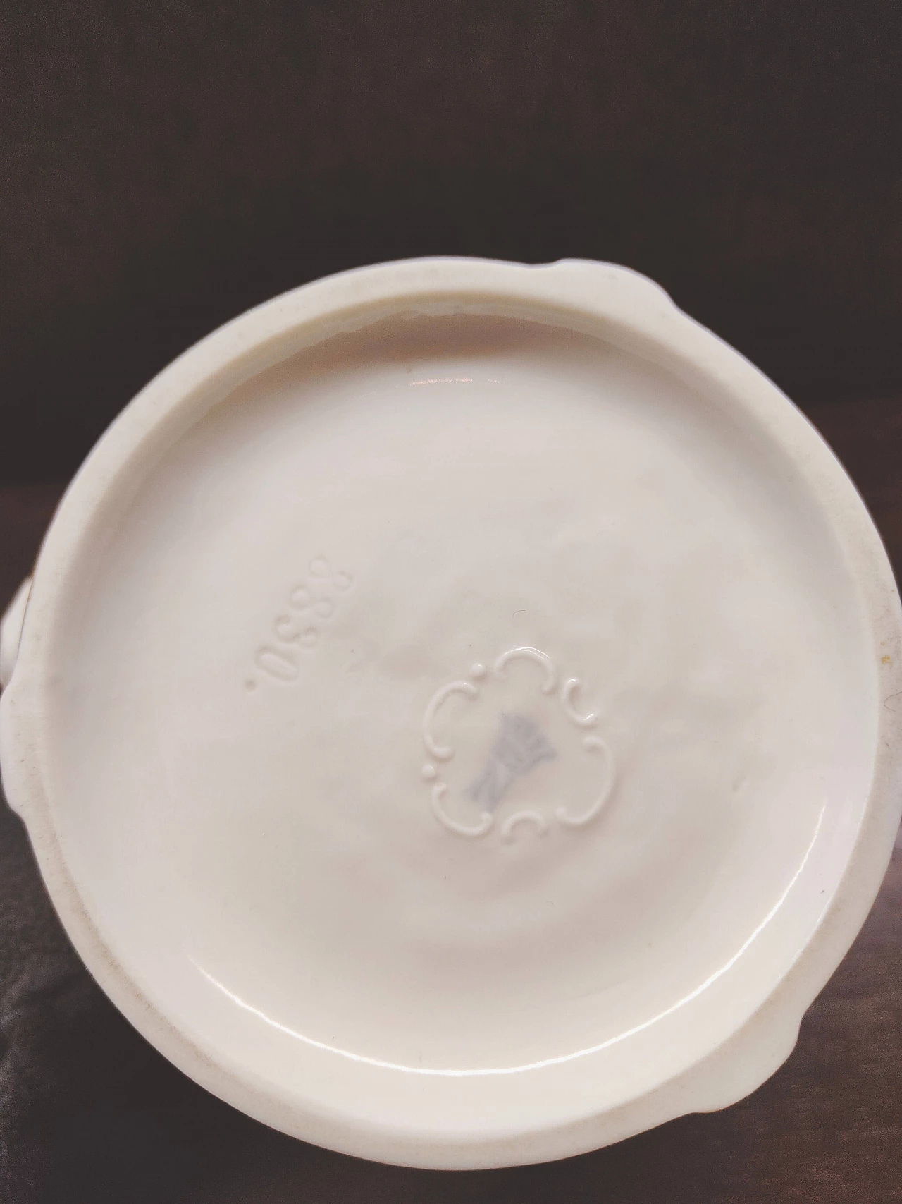 Gruppi di amorini, coppia di sculture in porcellana di Capodimonte, anni '50 9