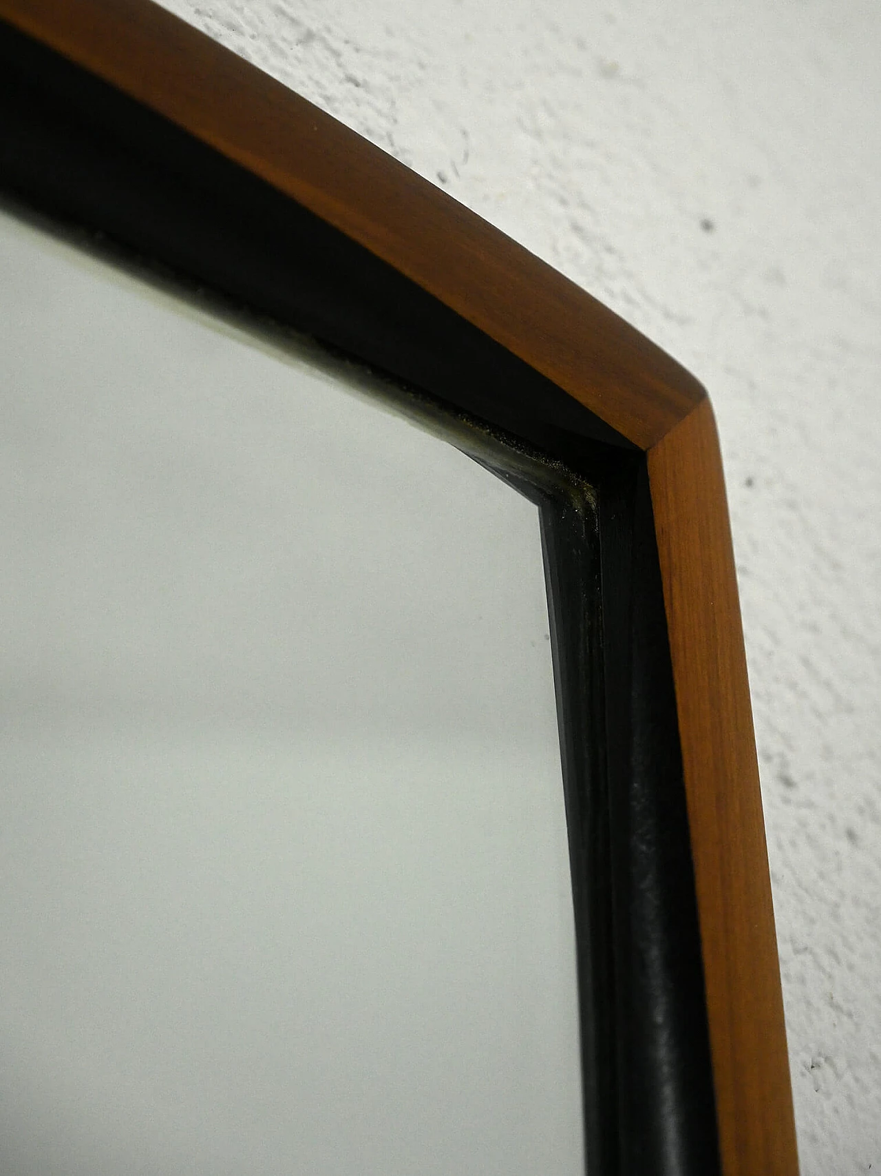 Scandinavian mirror with rounded frame, 1960s 8