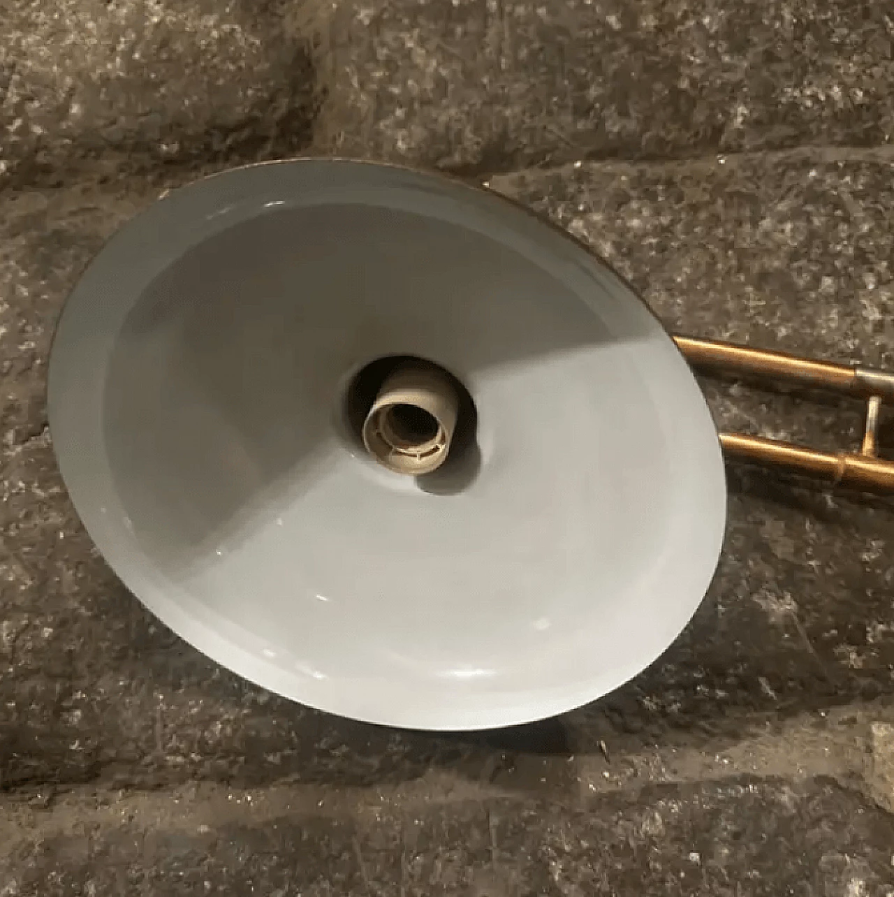 Lampada da parete allungabile in ferro con finitura in rame, anni '50 8