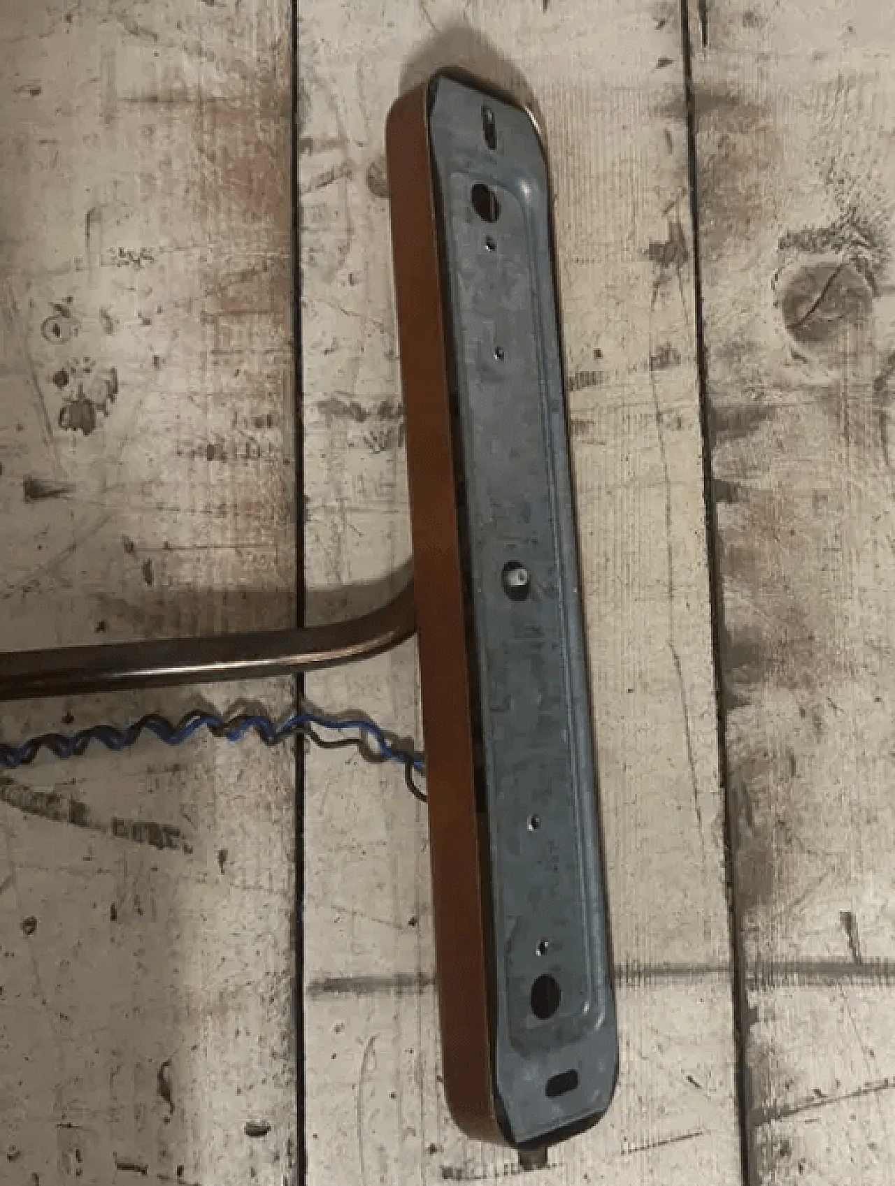 Lampada da parete allungabile in ferro con finitura in rame, anni '50 10