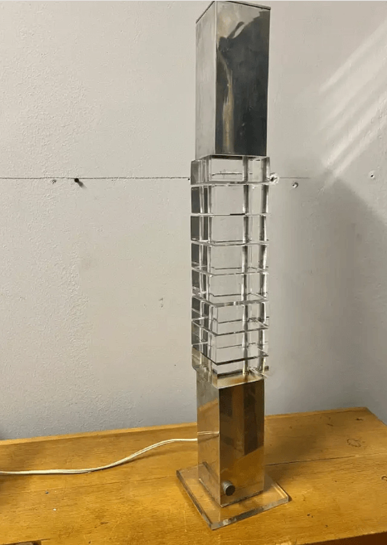 Kinetic light sculpture table lamp, 1970s 6