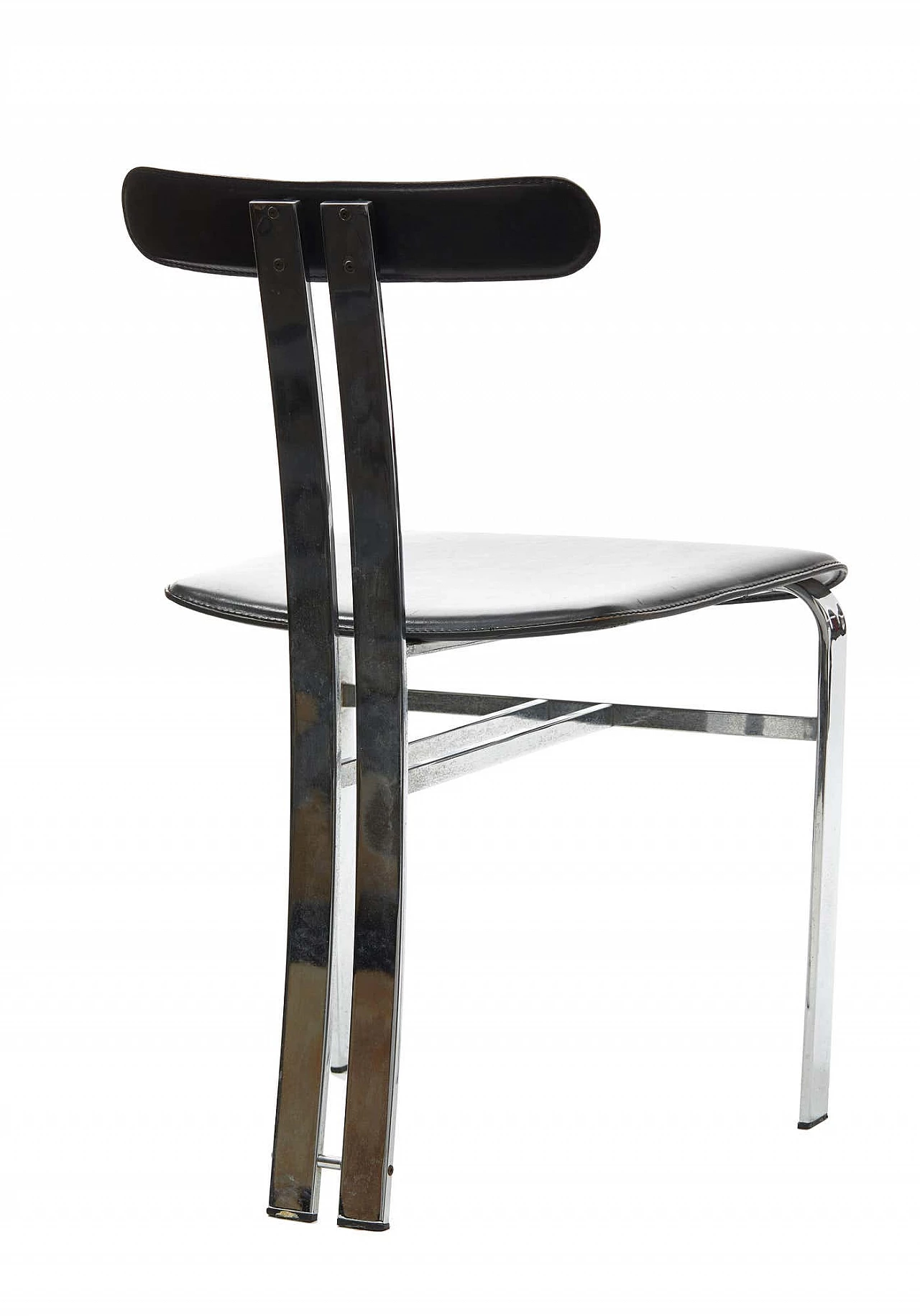 Pair of sculptural chairs in black leather and chrome-plated metal, 1970s 4