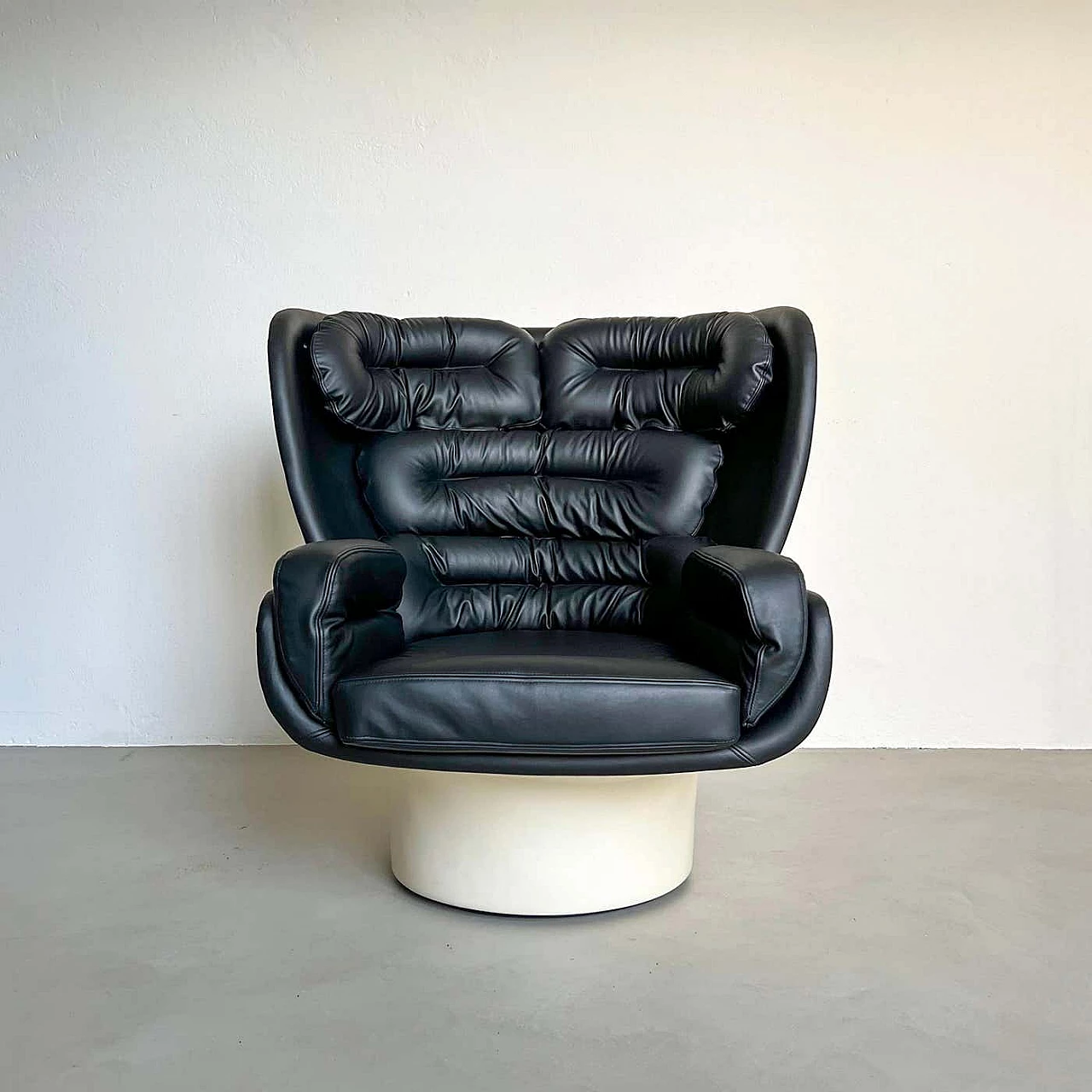 Elda black leather armchair by Joe Colombo for Comfort, 1960s 6