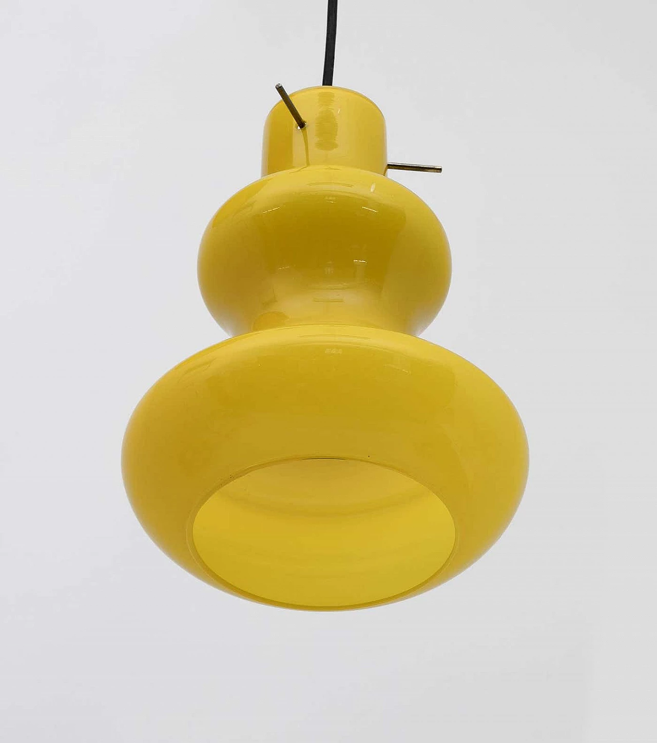 Pair of yellow Murano glass chandeliers by Massimo Vignelli for Vistosi, 1960s 4