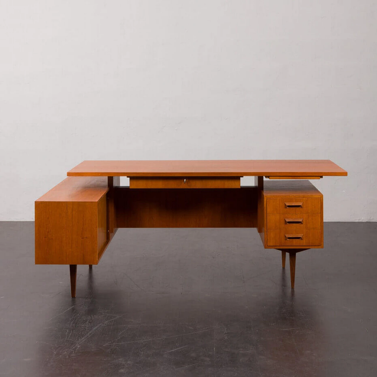L-shaped teak desk with sideboard in Arne Vodder style, 1970s 5