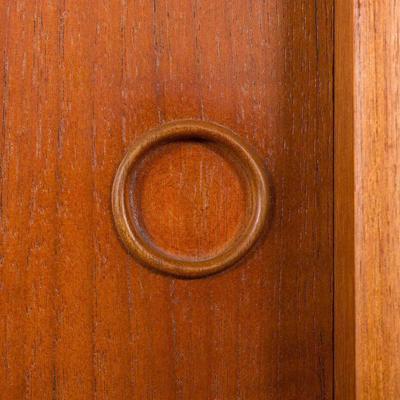Libreria Ergo in teak con credenza e vetrina di John Texmon, anni '60 12