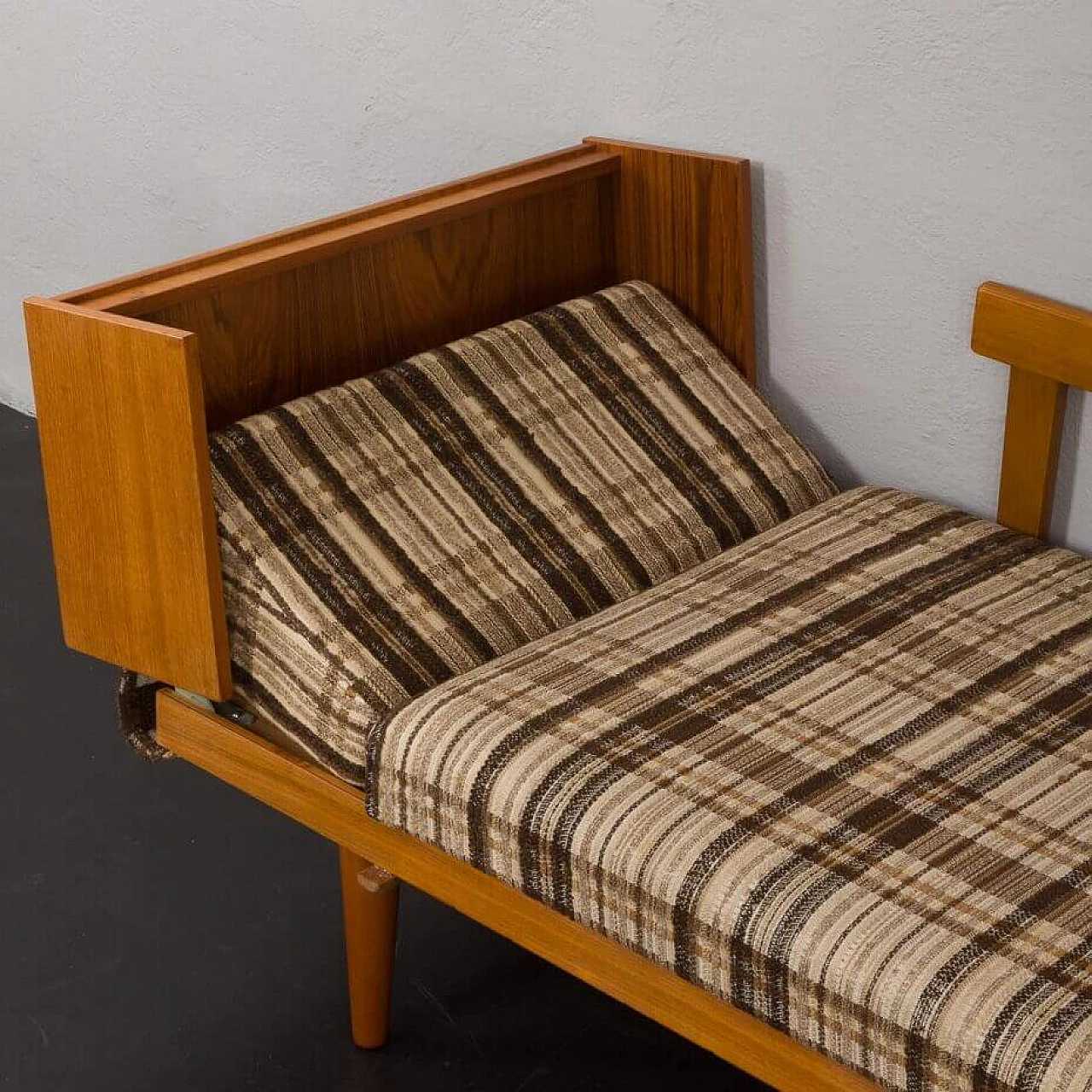 Divano letto Svane di Ingmar Relling per Ekornes, anni '70 13