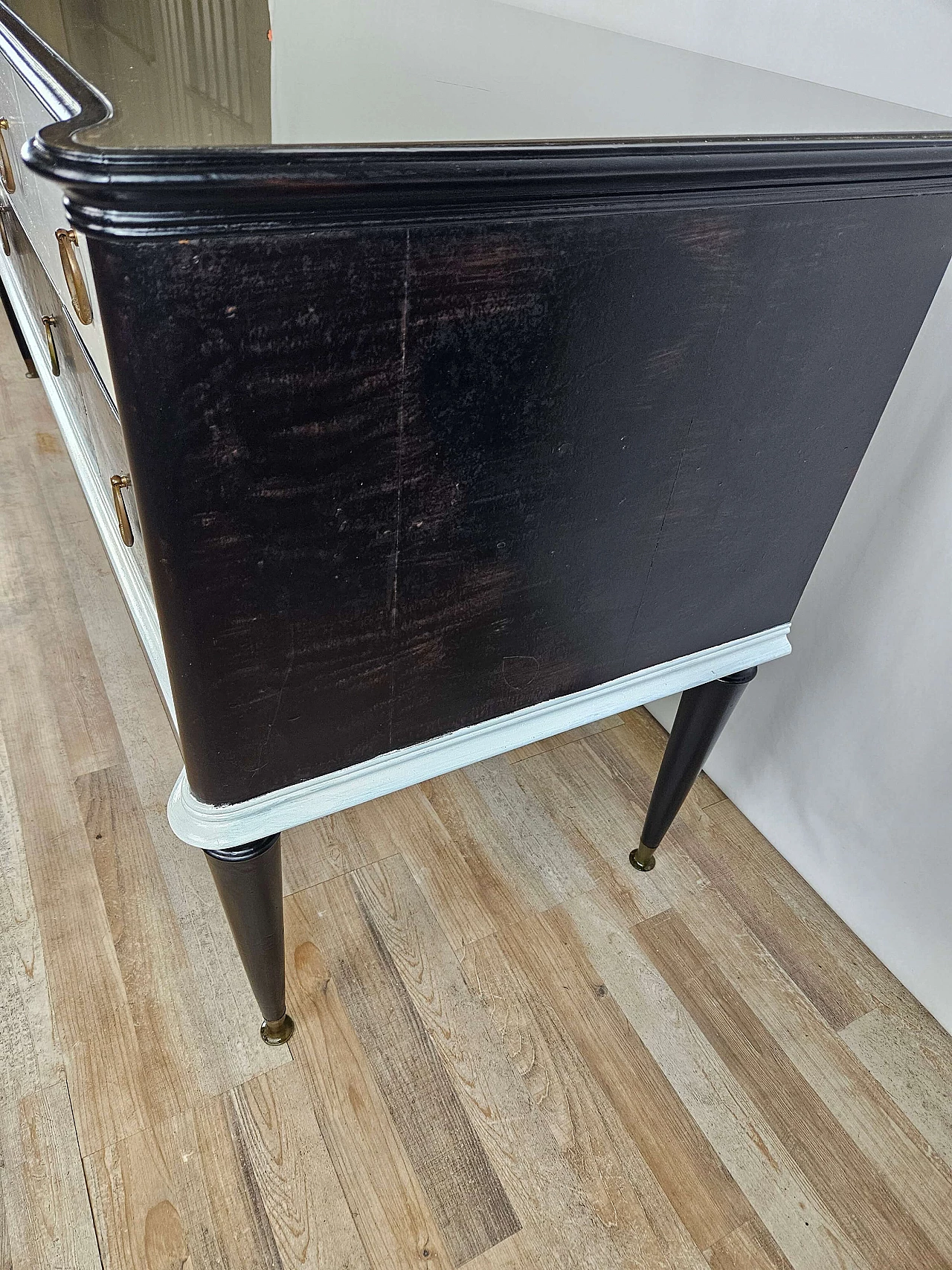 Black white lacquered chest of drawers with glass top, 1960s 3