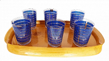 6 Bicchieri di Studio Sottssas per Egizia e vassoio Macabo attribuito a Tura, anni '50 e '90