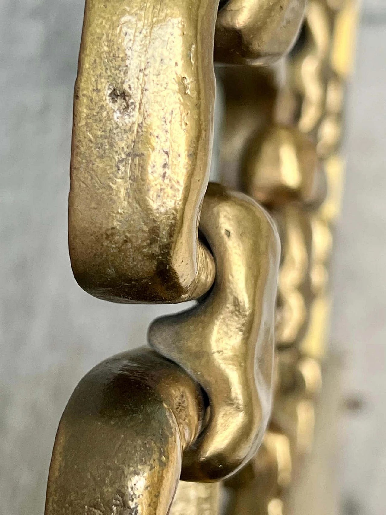 Headboard with cast brass sculptural decoration by Luciano Frigerio, 1970s 8