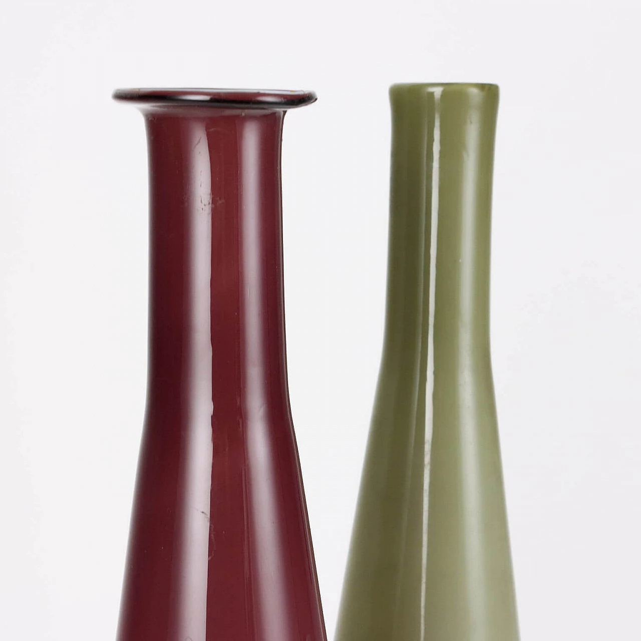 Coppia di vasi in vetro di Murano incamiciato, anni '70 2