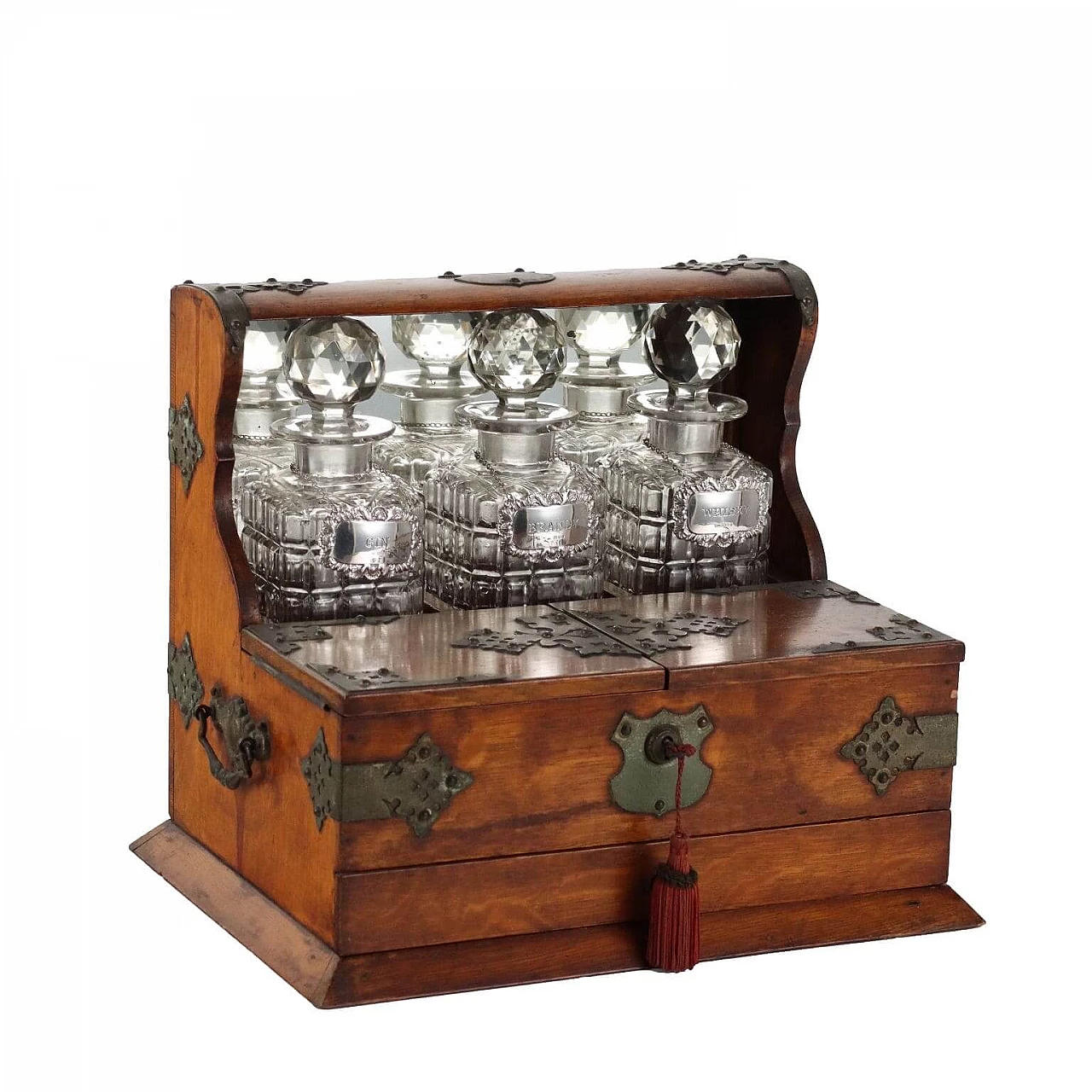 Oak and metal liquor box with crystal and silver bottles 1