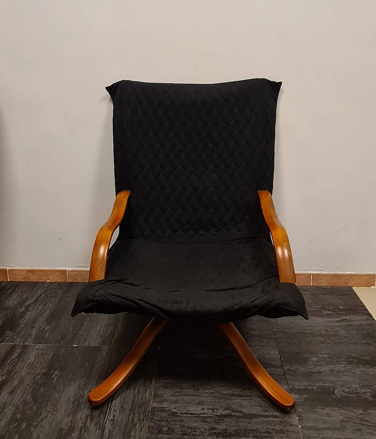 Poltrona in tessuto, legno e metallo di Ligne Roset, anni '70 2