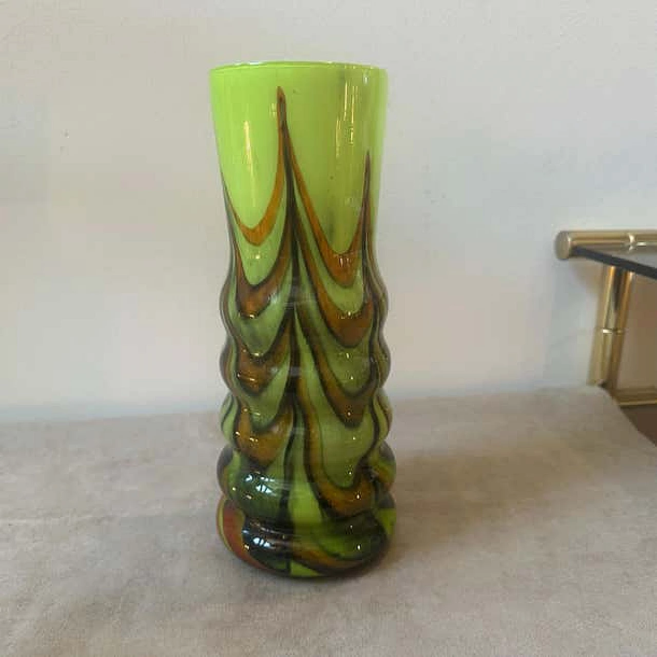 Opaline vase by Carlo Moretti for Opaline Florence, 1970s 2