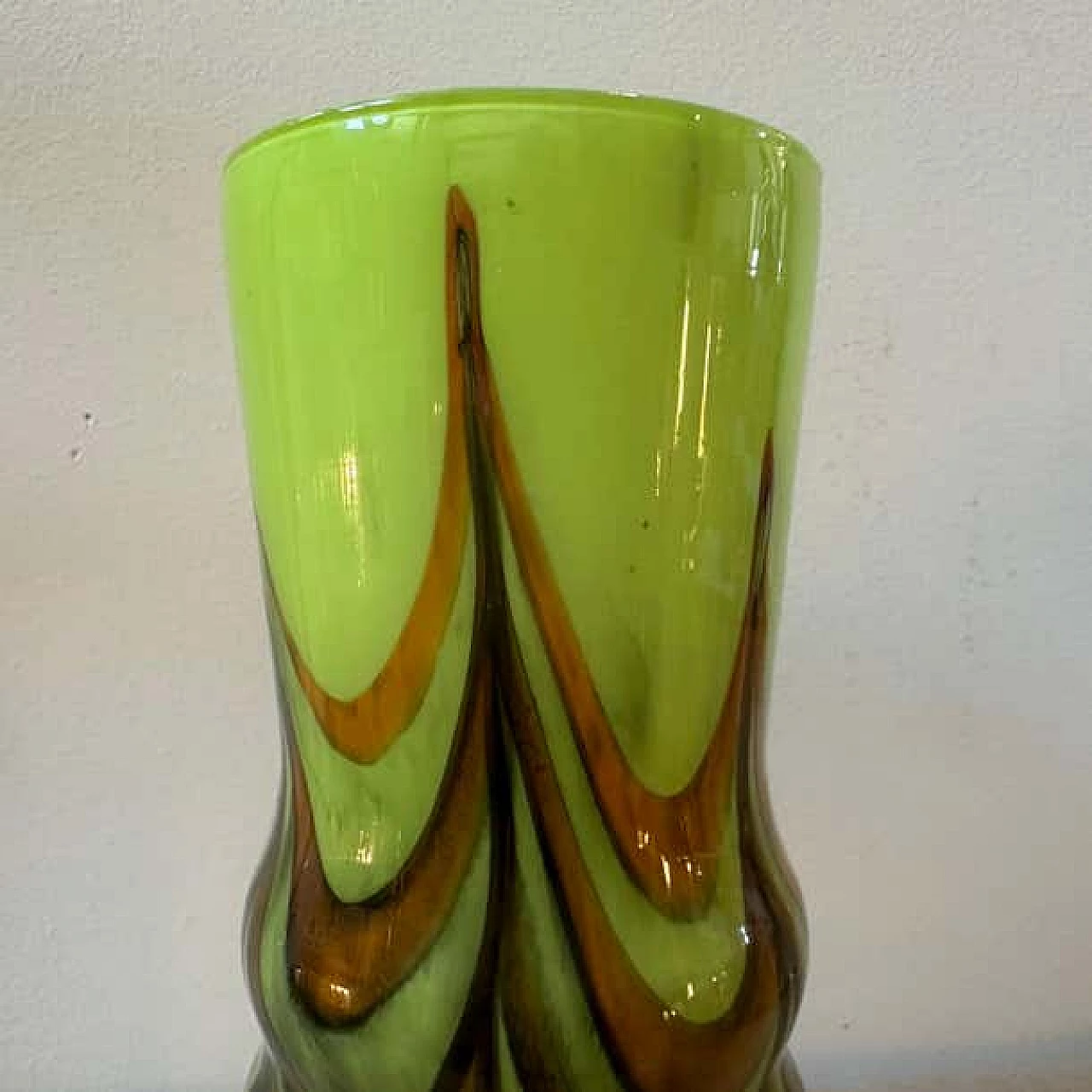 Opaline vase by Carlo Moretti for Opaline Florence, 1970s 10