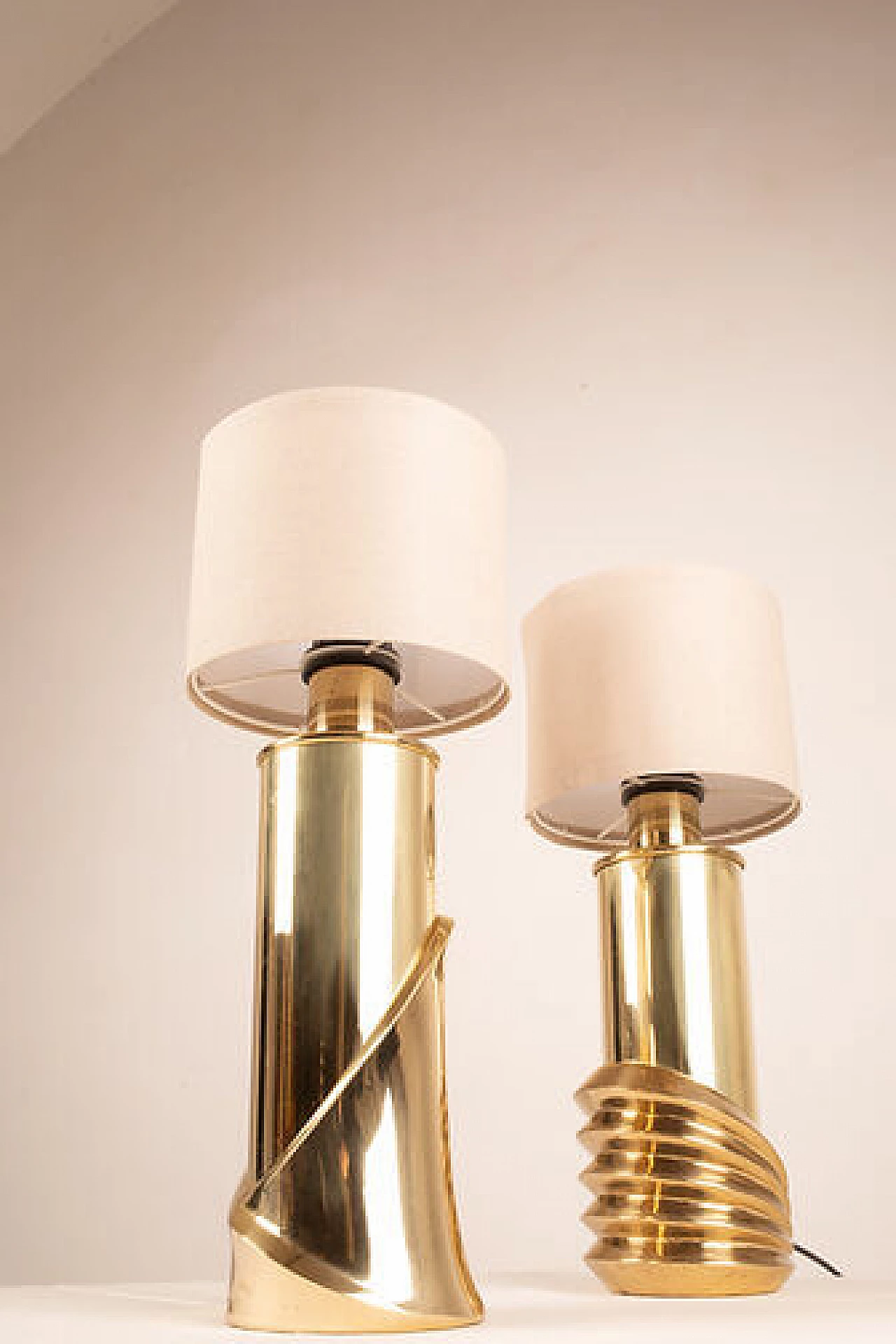 Pair of brass table lamps by Luciano Frigerio for Frigerio di Desio, 1970s 10