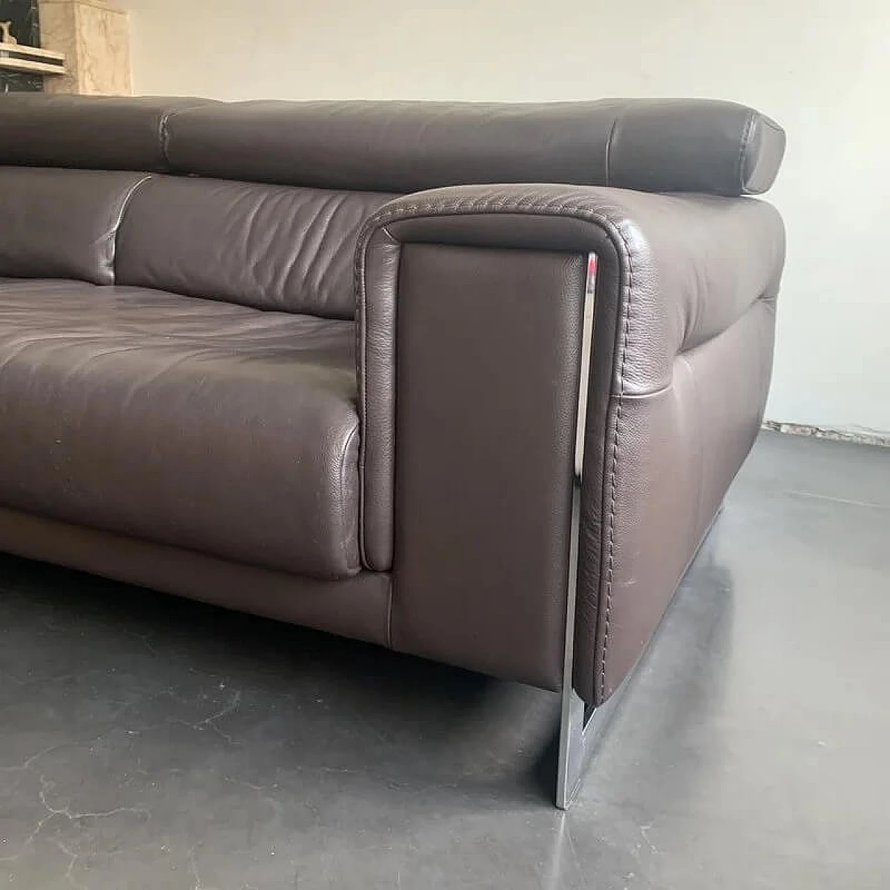 Brown leather and metal Etoile 2623 sofa by Natuzzi 12