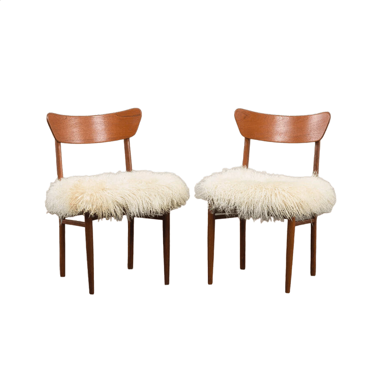 Coppia di sedie danesi in teak massiccio con pelle di pecora a pelo lungo nello stile di Hans Wegner, anni '60 14