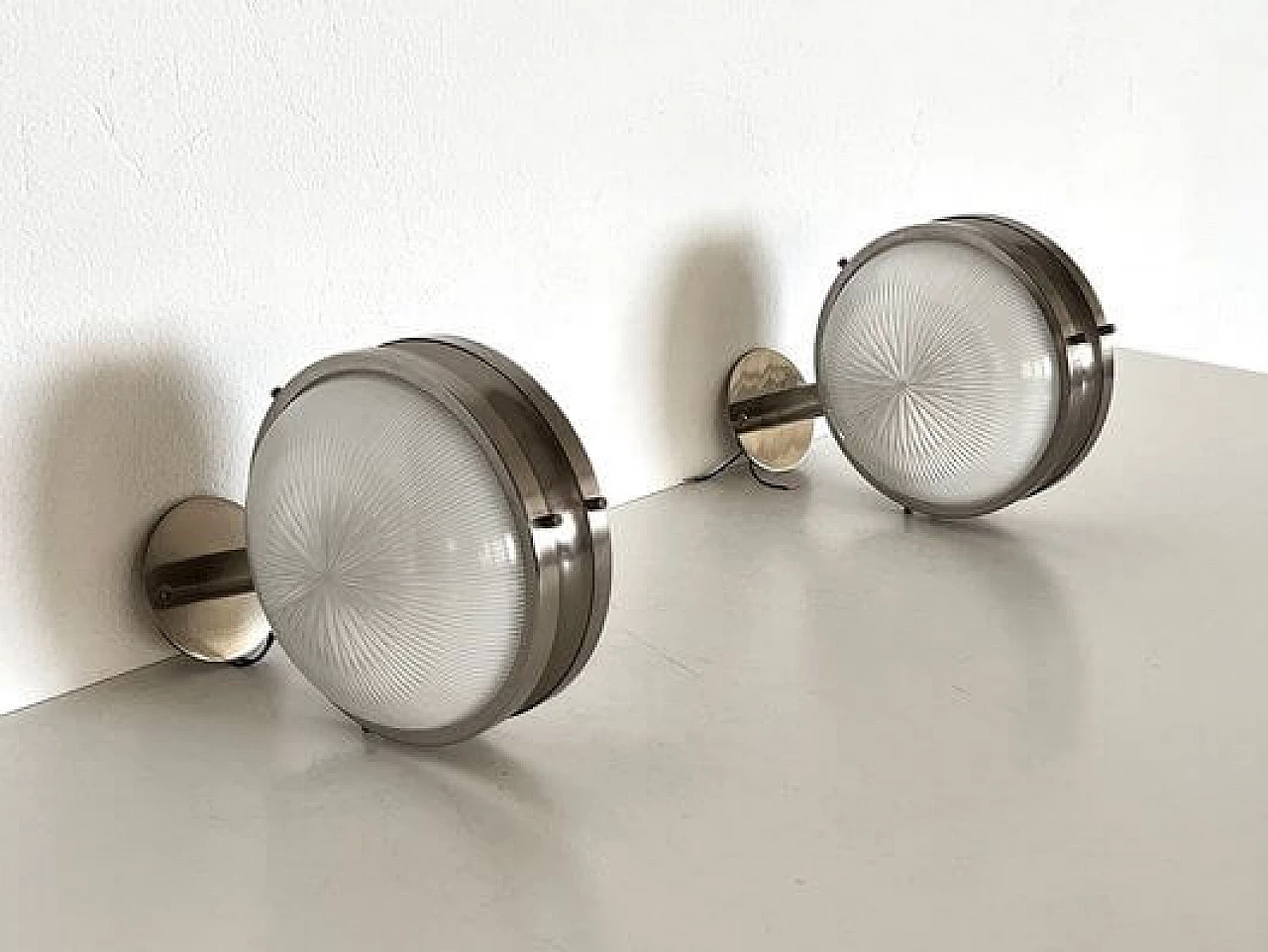 Coppia di lampade da parete Gamma di Sergio Mazza per Artemide Italy, anni '60 2