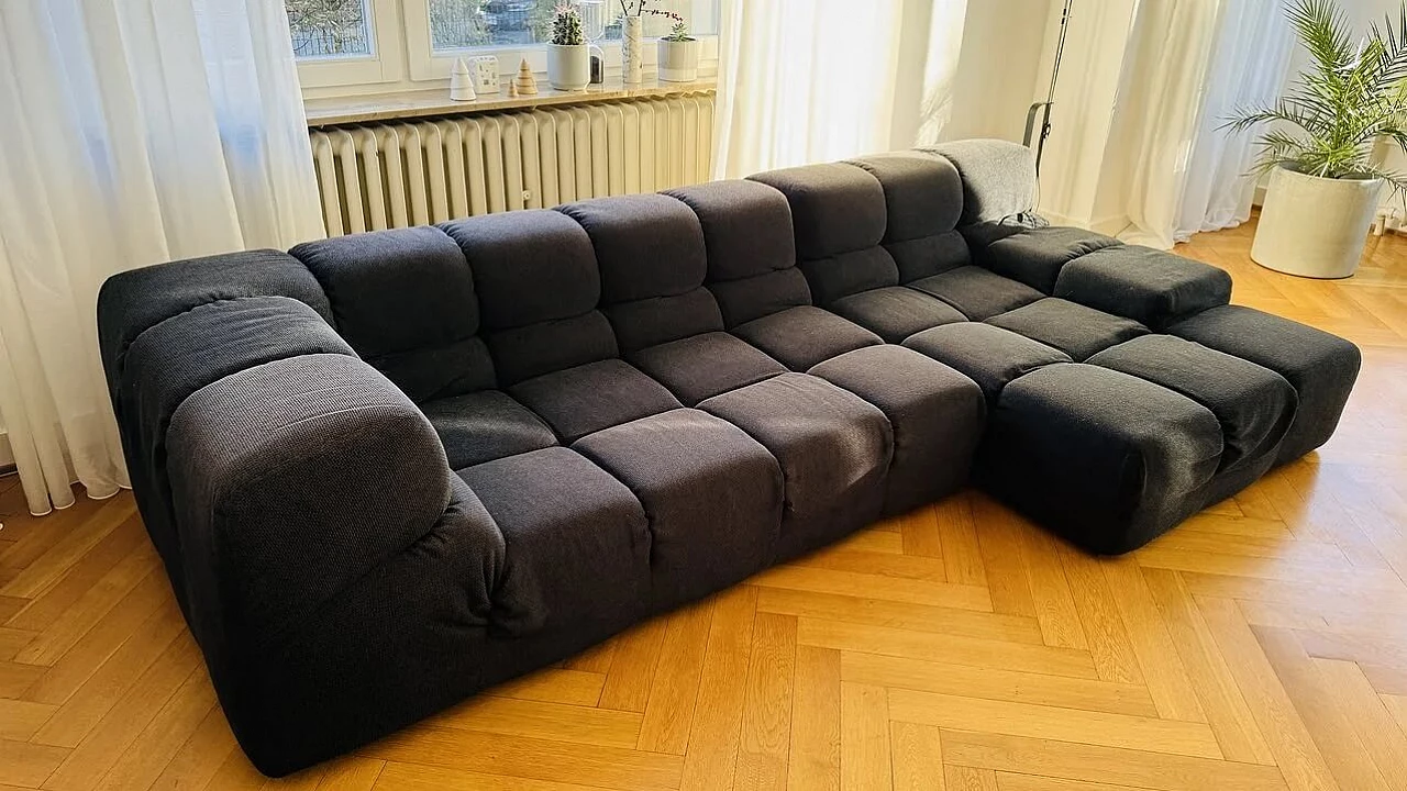 Divano Tufty Time angolare in tessuto Maxalto di Patricia Urquiola per B&B Italia 1