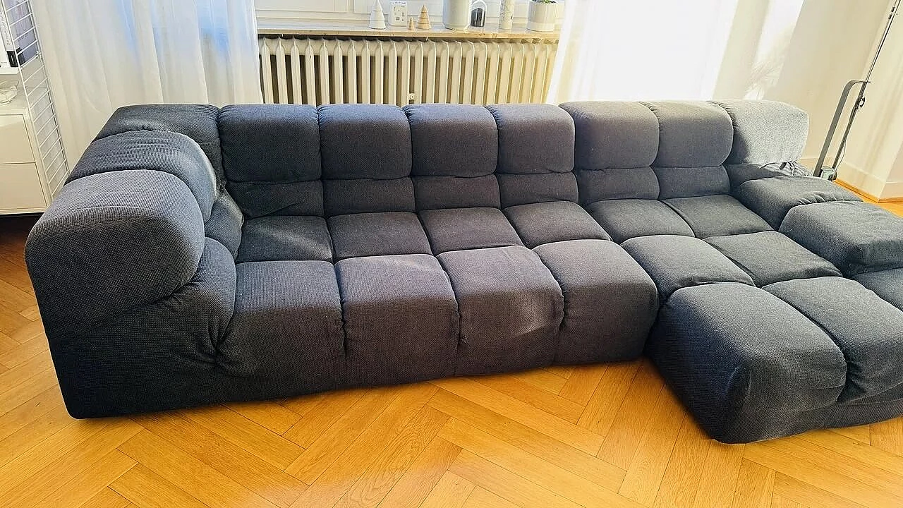 Divano Tufty Time angolare in tessuto Maxalto di Patricia Urquiola per B&B Italia 2