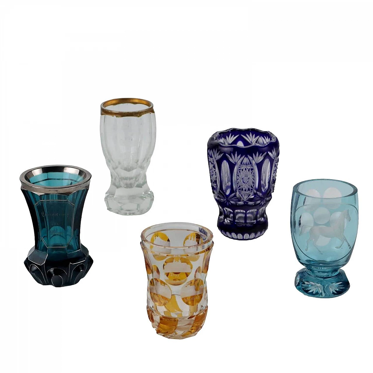 5 Bicchieri in vetro molato e inciso di diverse forme e colori 1