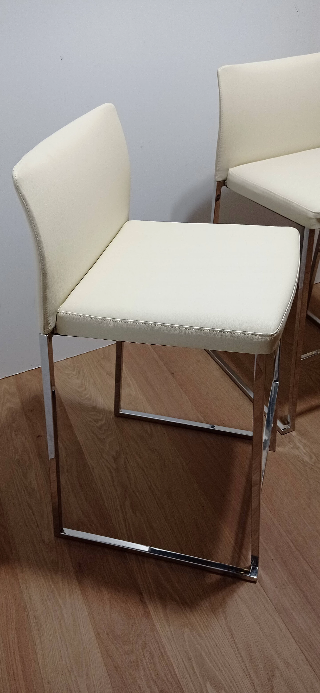 3 Sgabelli Brand 912 in pelle martellata beige di Martin Ballendat per Tonon 61