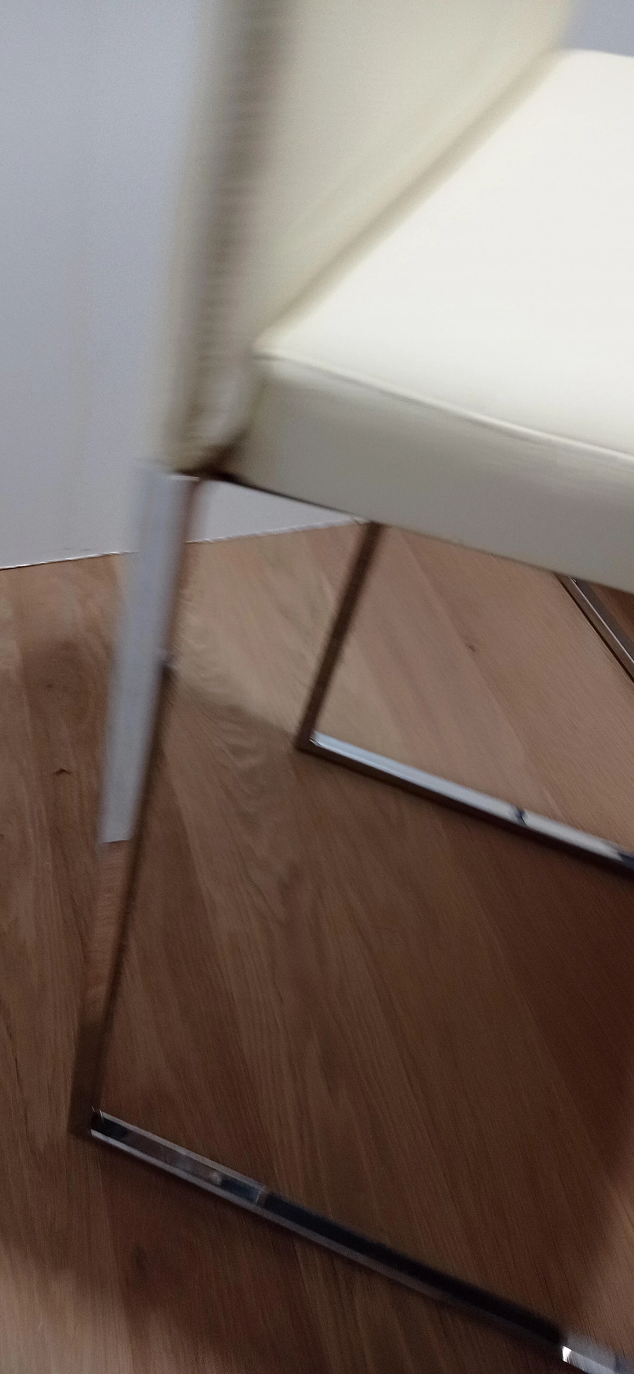 3 Sgabelli Brand 912 in pelle martellata beige di Martin Ballendat per Tonon 63