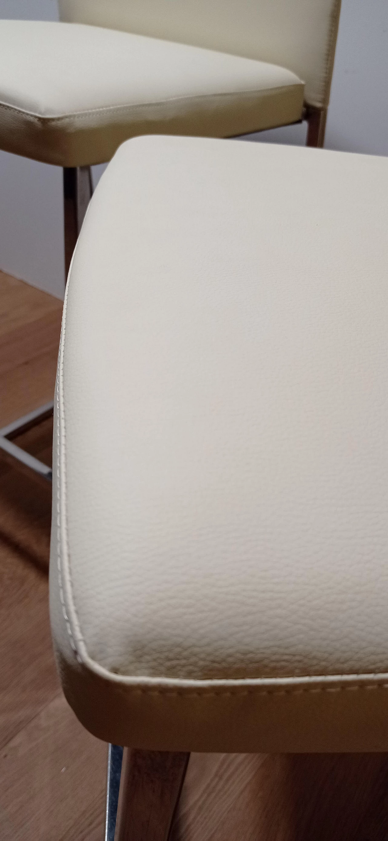 3 Sgabelli Brand 912 in pelle martellata beige di Martin Ballendat per Tonon 79