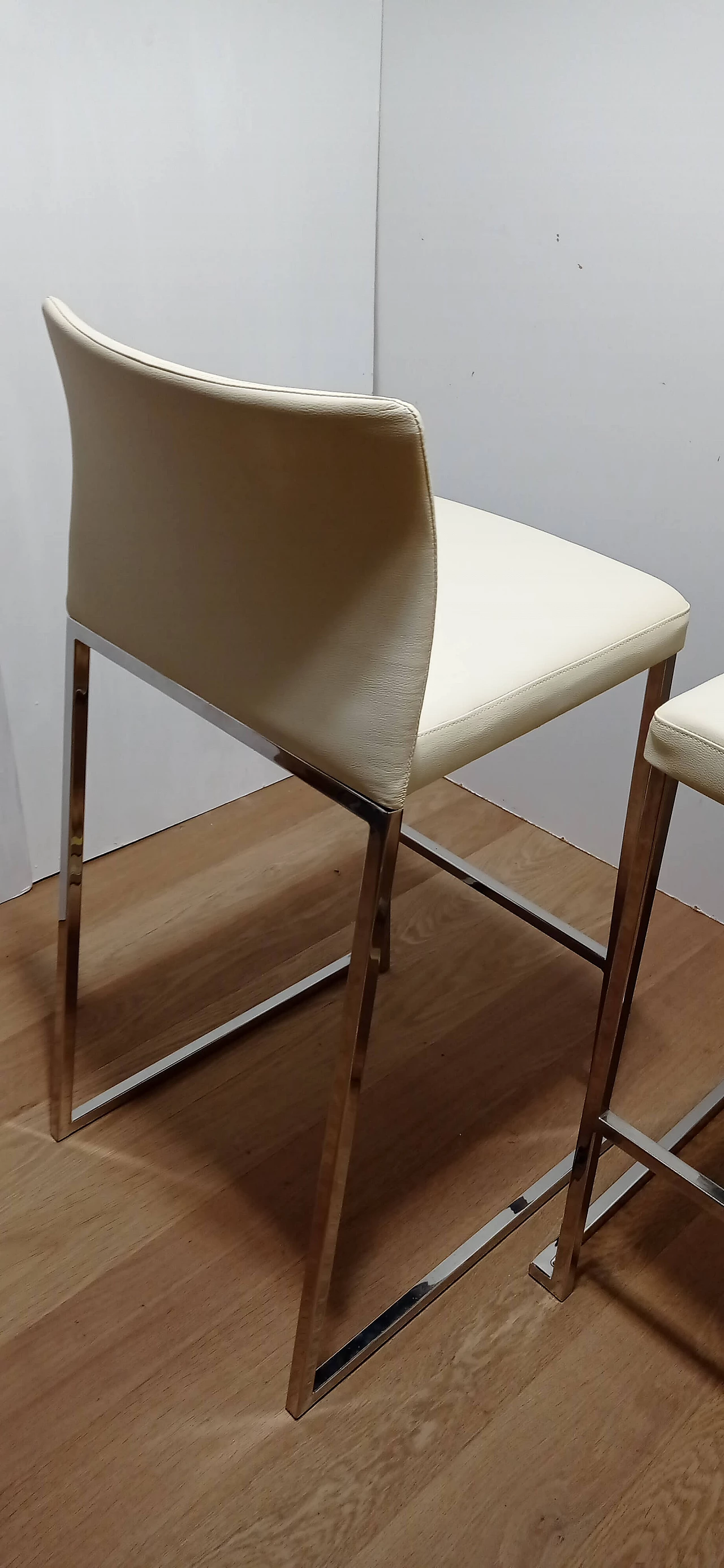 3 Sgabelli Brand 912 in pelle martellata beige di Martin Ballendat per Tonon 113