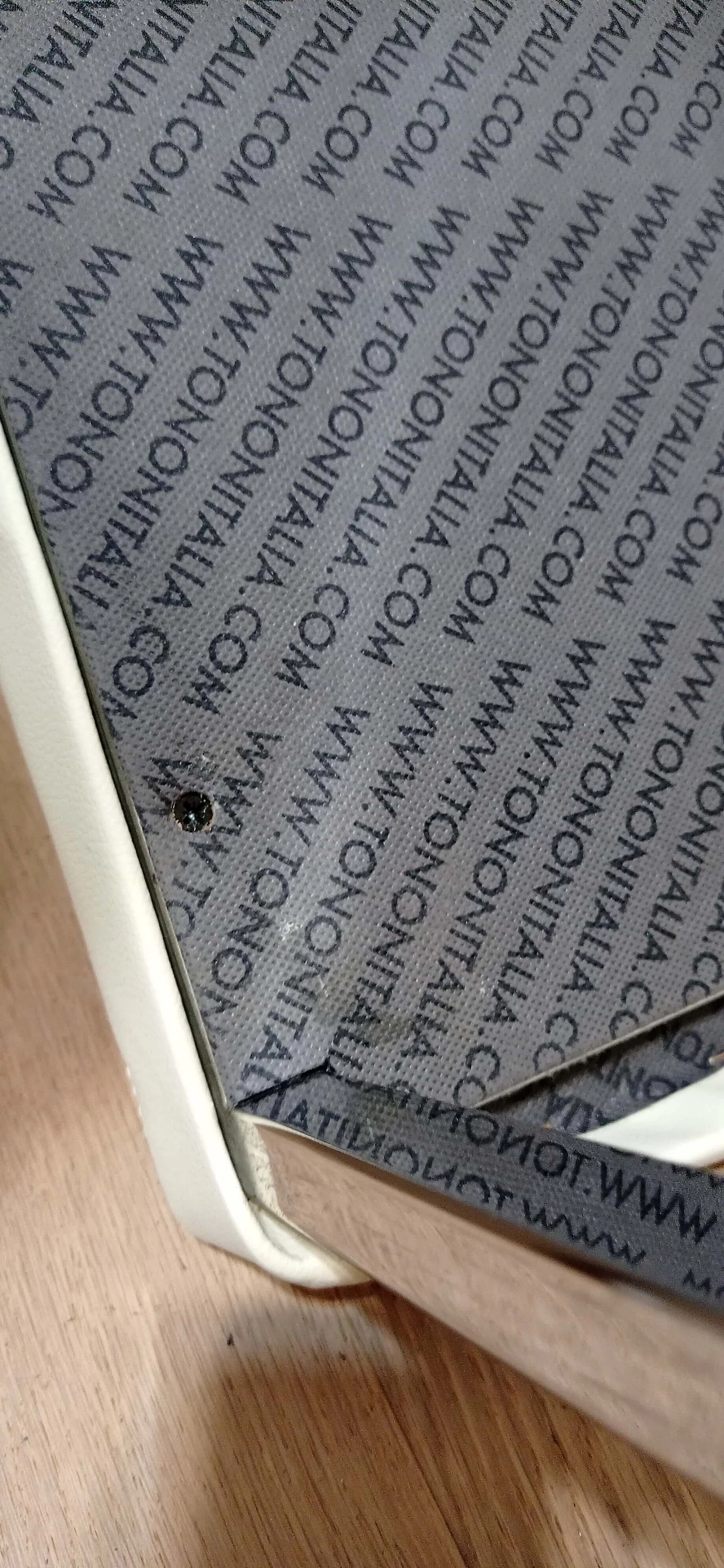 3 Sgabelli Brand 912 in pelle martellata beige di Martin Ballendat per Tonon 139