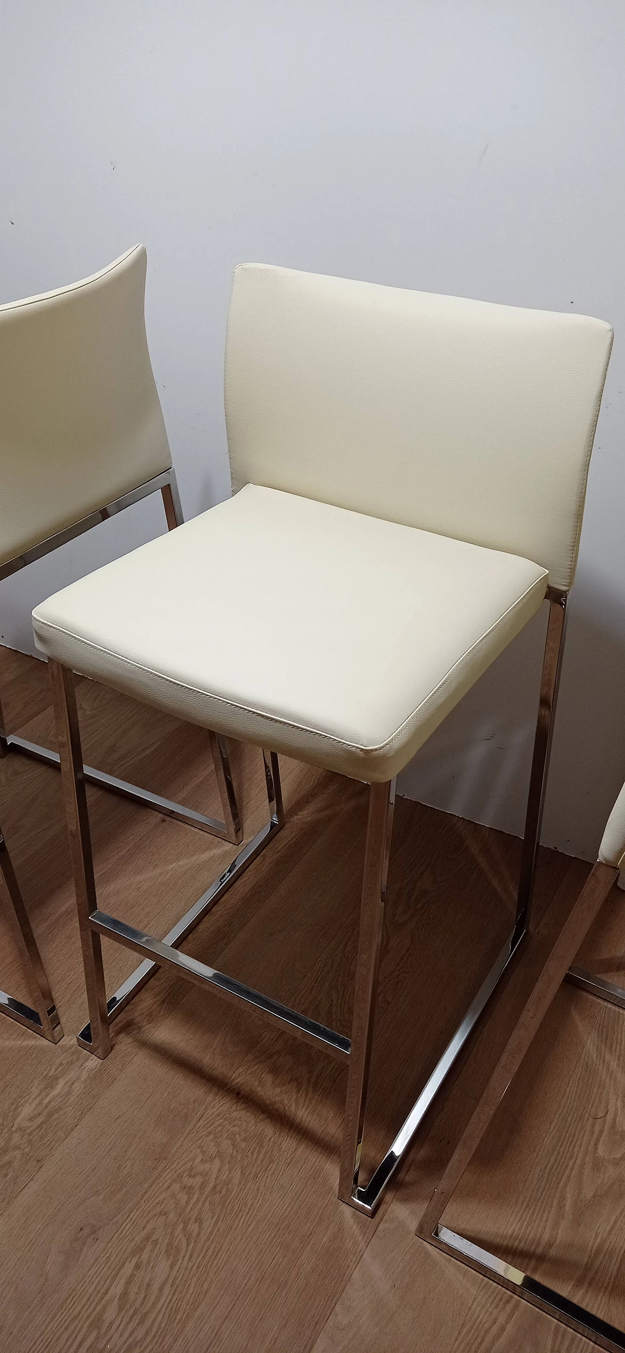 3 Sgabelli Brand 912 in pelle martellata beige di Martin Ballendat per Tonon 153