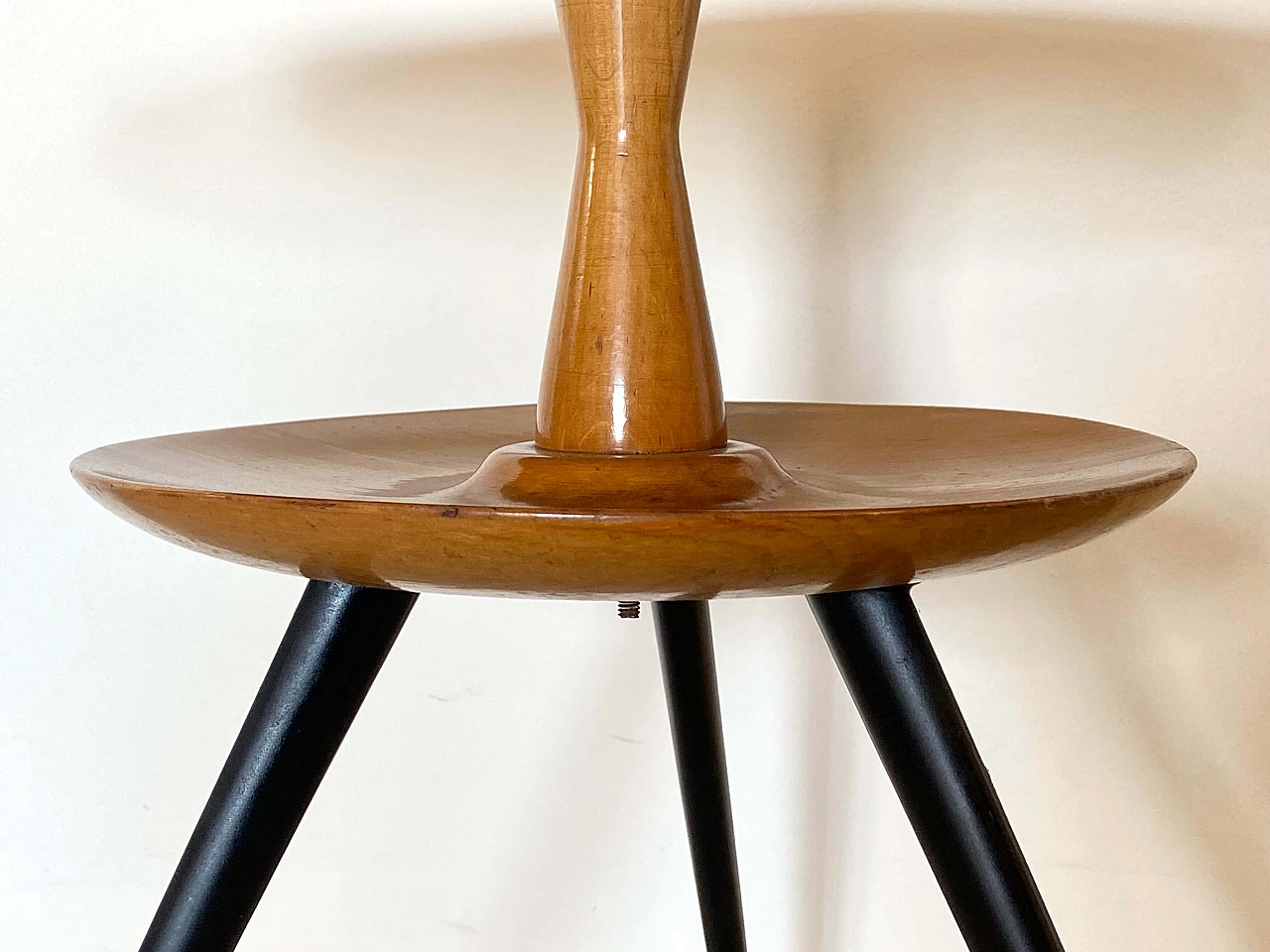 Round cherry wood and black lacquered metal coffee table, 1960s 1