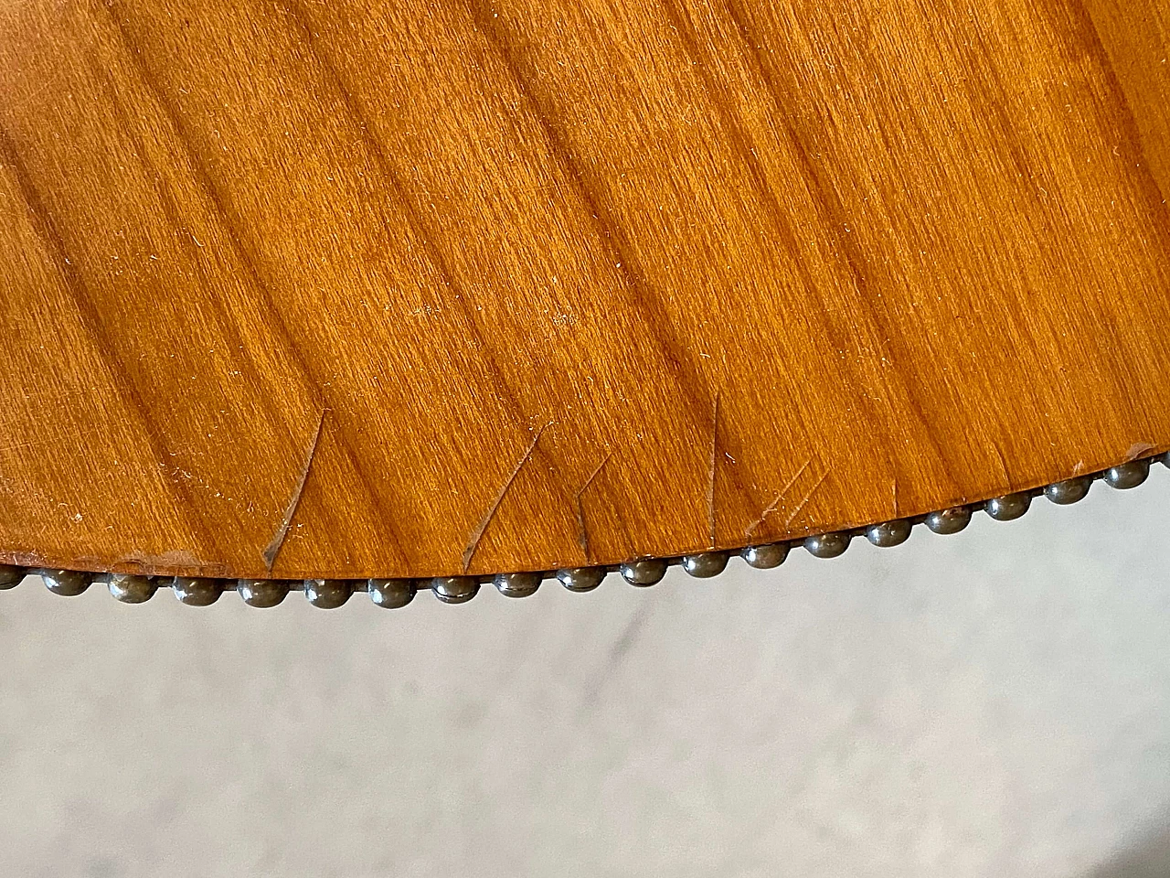 Round cherry wood and black lacquered metal coffee table, 1960s 8