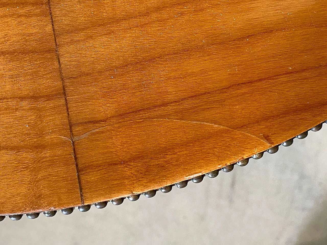 Round cherry wood and black lacquered metal coffee table, 1960s 10