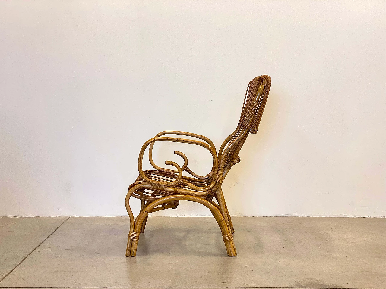 Coppia di poltrone in bambù, anni '70 8