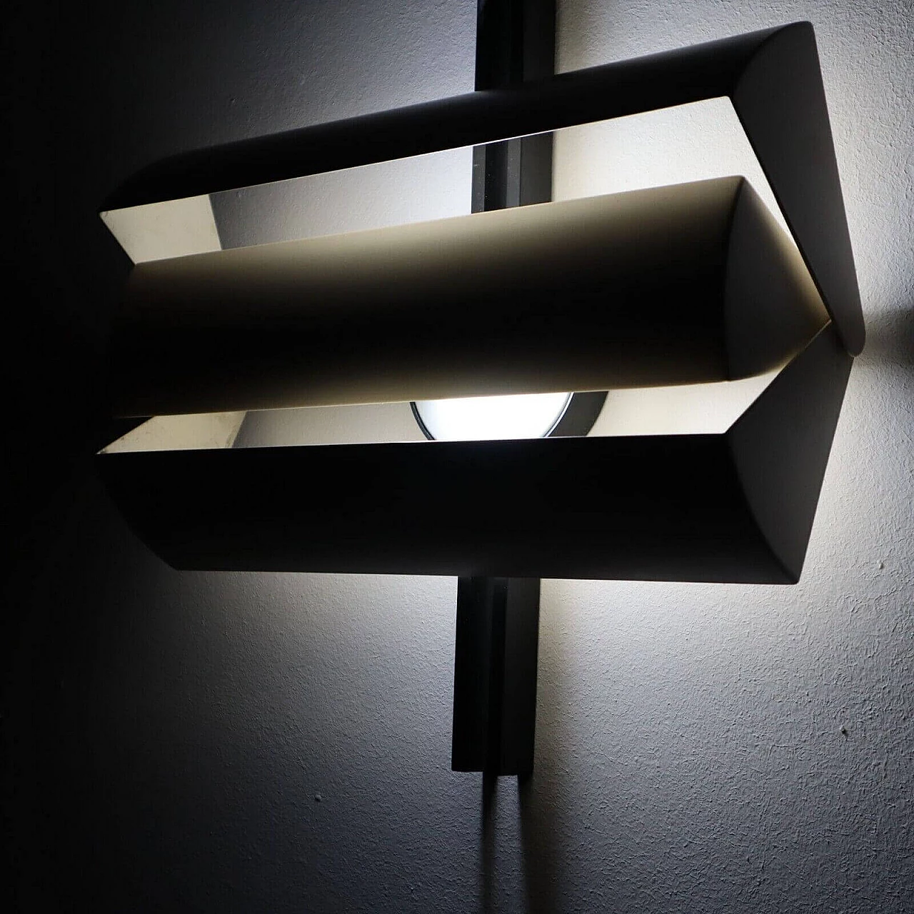 Stria wall light by Ernesto Gismondi for Artemide, 1970s 4