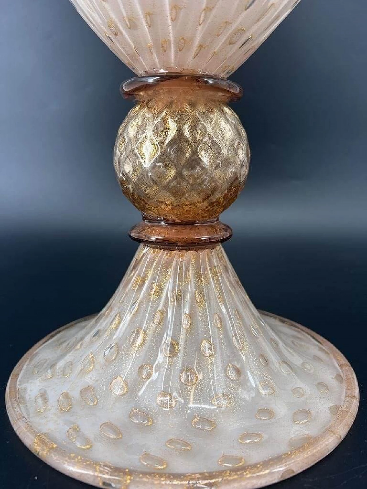 White, powder pink and gilded Murano glass vase 2