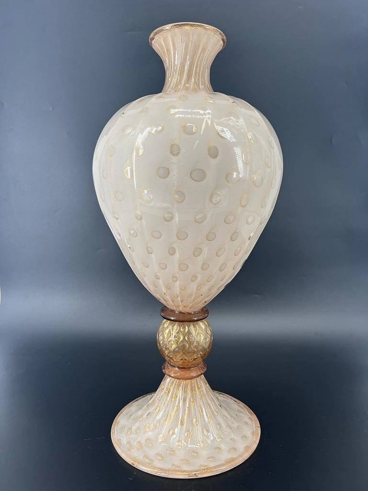 White, powder pink and gilded Murano glass vase 3