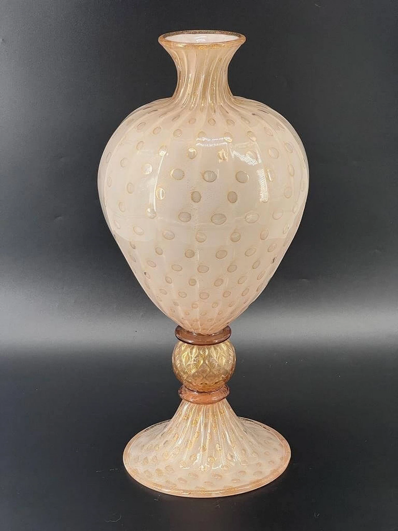White, powder pink and gilded Murano glass vase 4