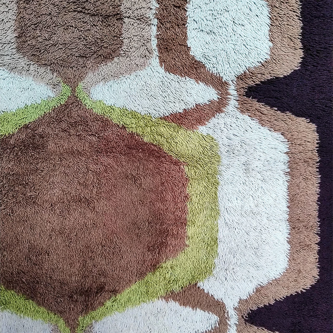 Space Age wool rug, 1970s 9