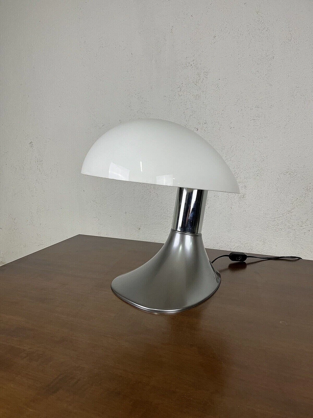 Cobra table lamp by Giotto Stoppino, 1960s 1