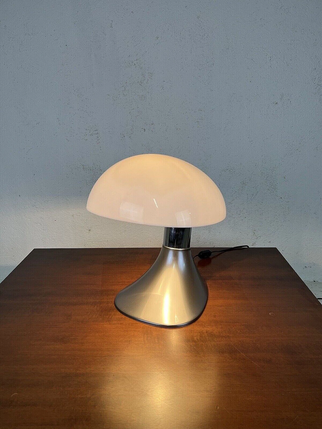 Cobra table lamp by Giotto Stoppino, 1960s 6