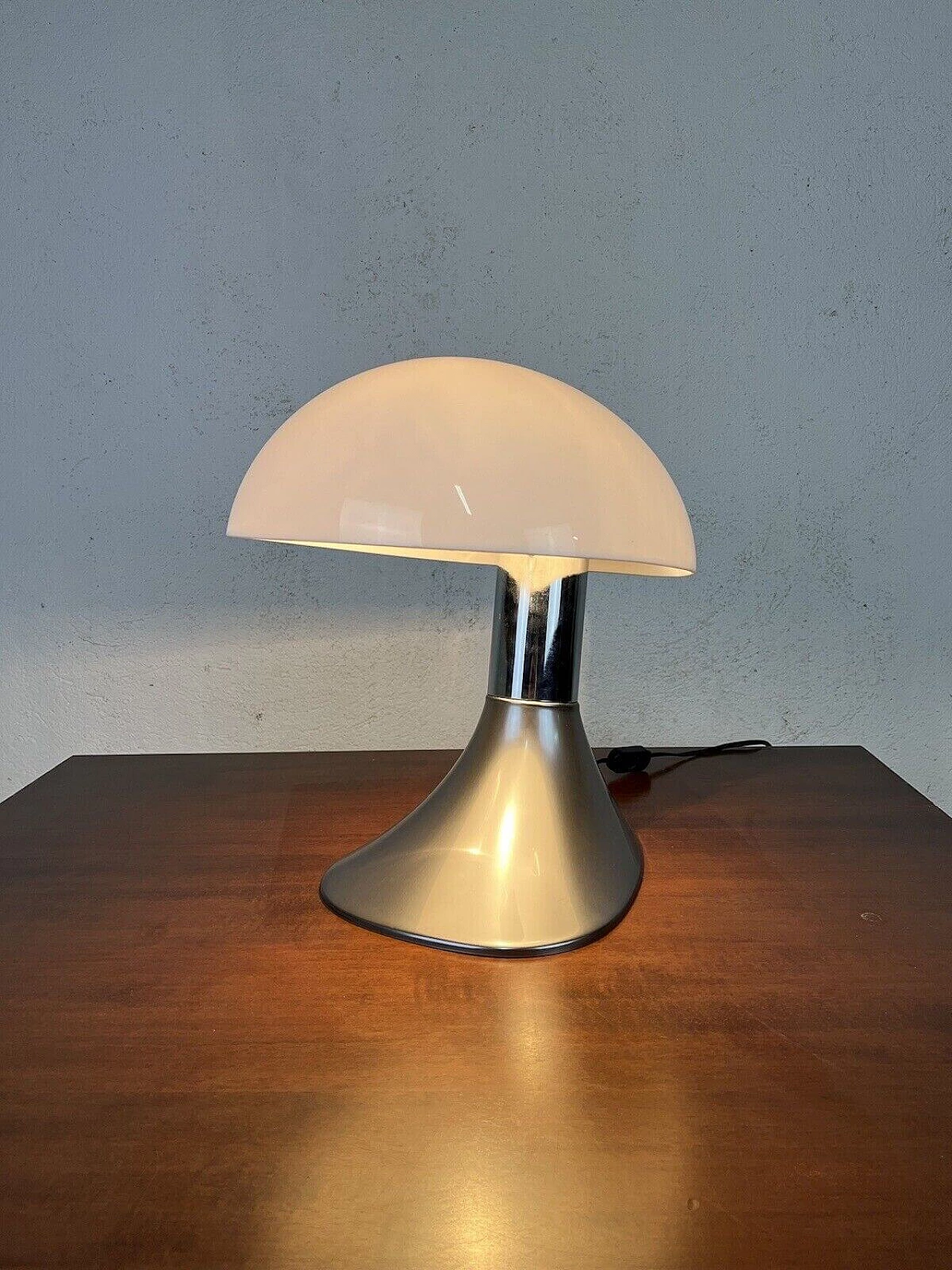 Cobra table lamp by Giotto Stoppino, 1960s 7