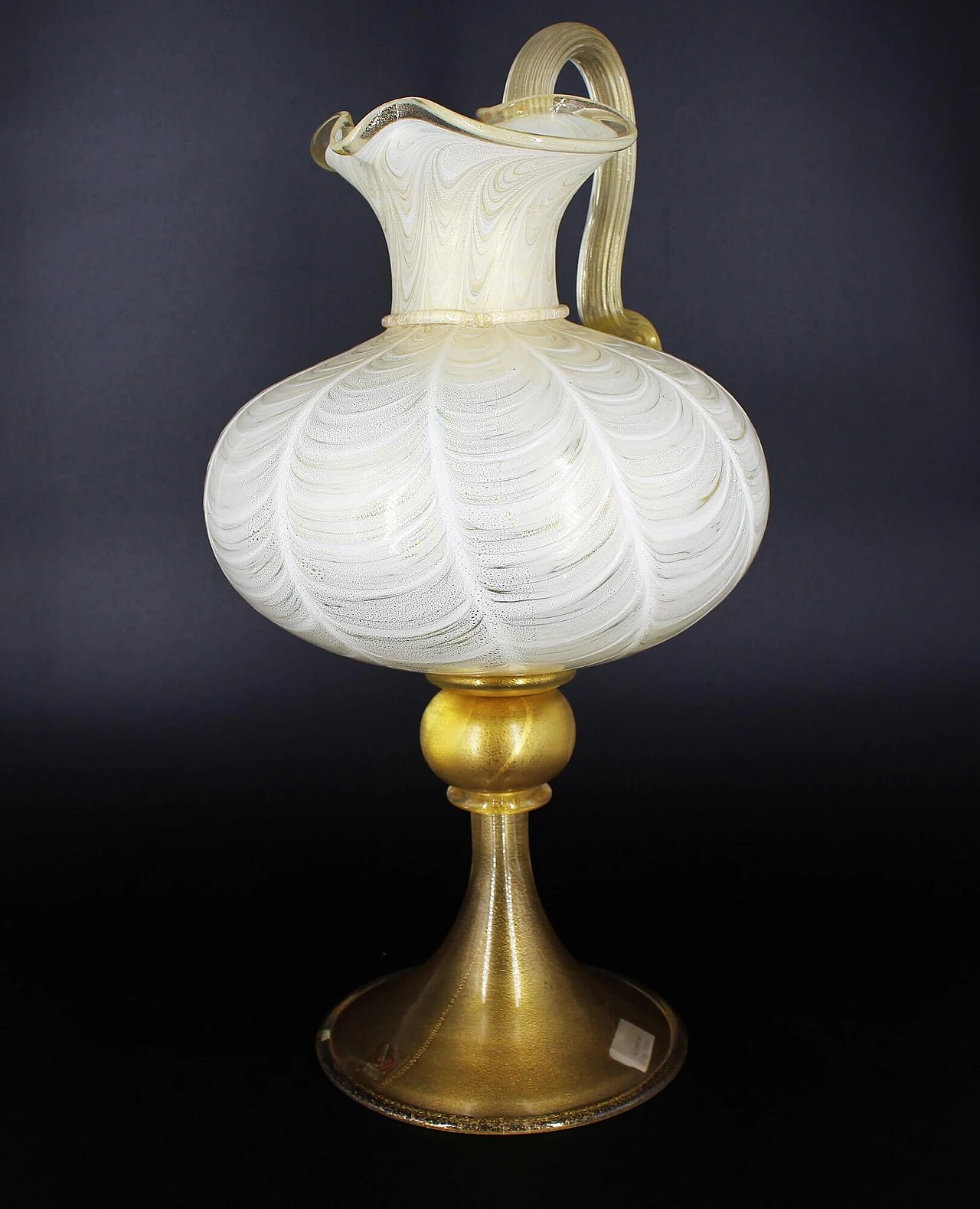 Fenicia vase in gold leaf and Murano glass by Mario Gambaro 7