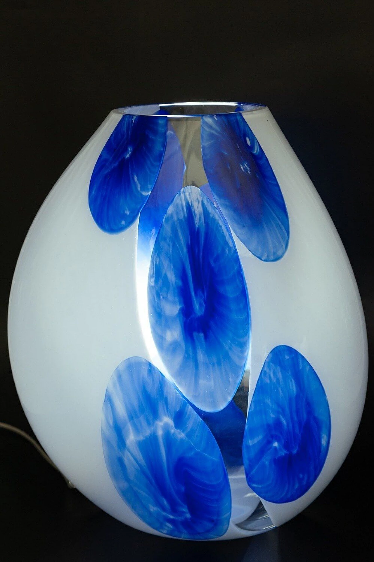 Lampada da tavolo in vetro di Murano bianco e blu 4