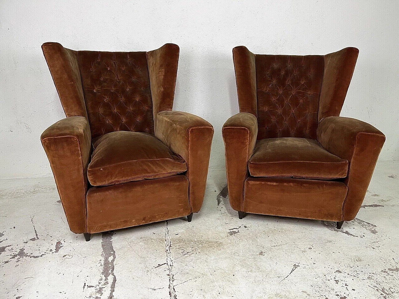 Pair of brown velvet armchairs attributed to Paolo Buffa, 1950s 3