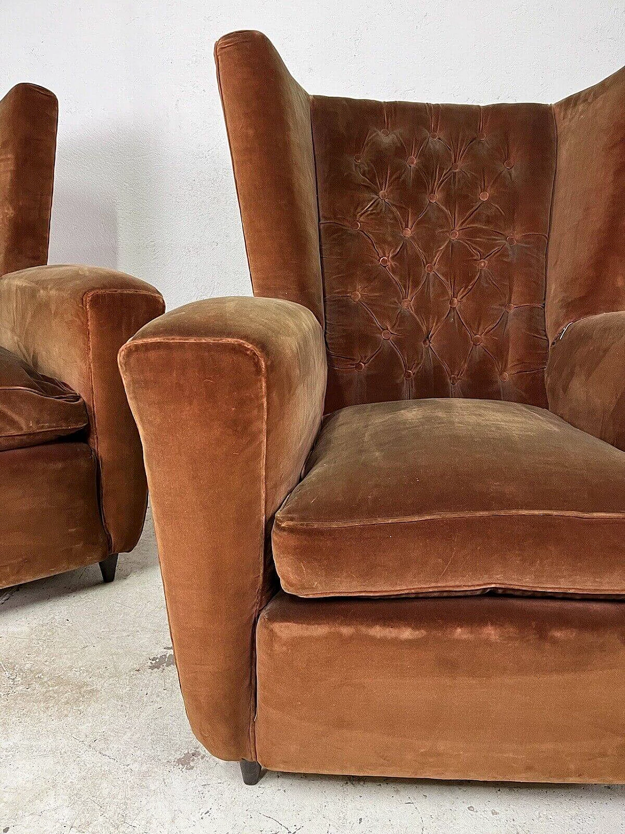 Pair of brown velvet armchairs attributed to Paolo Buffa, 1950s 13