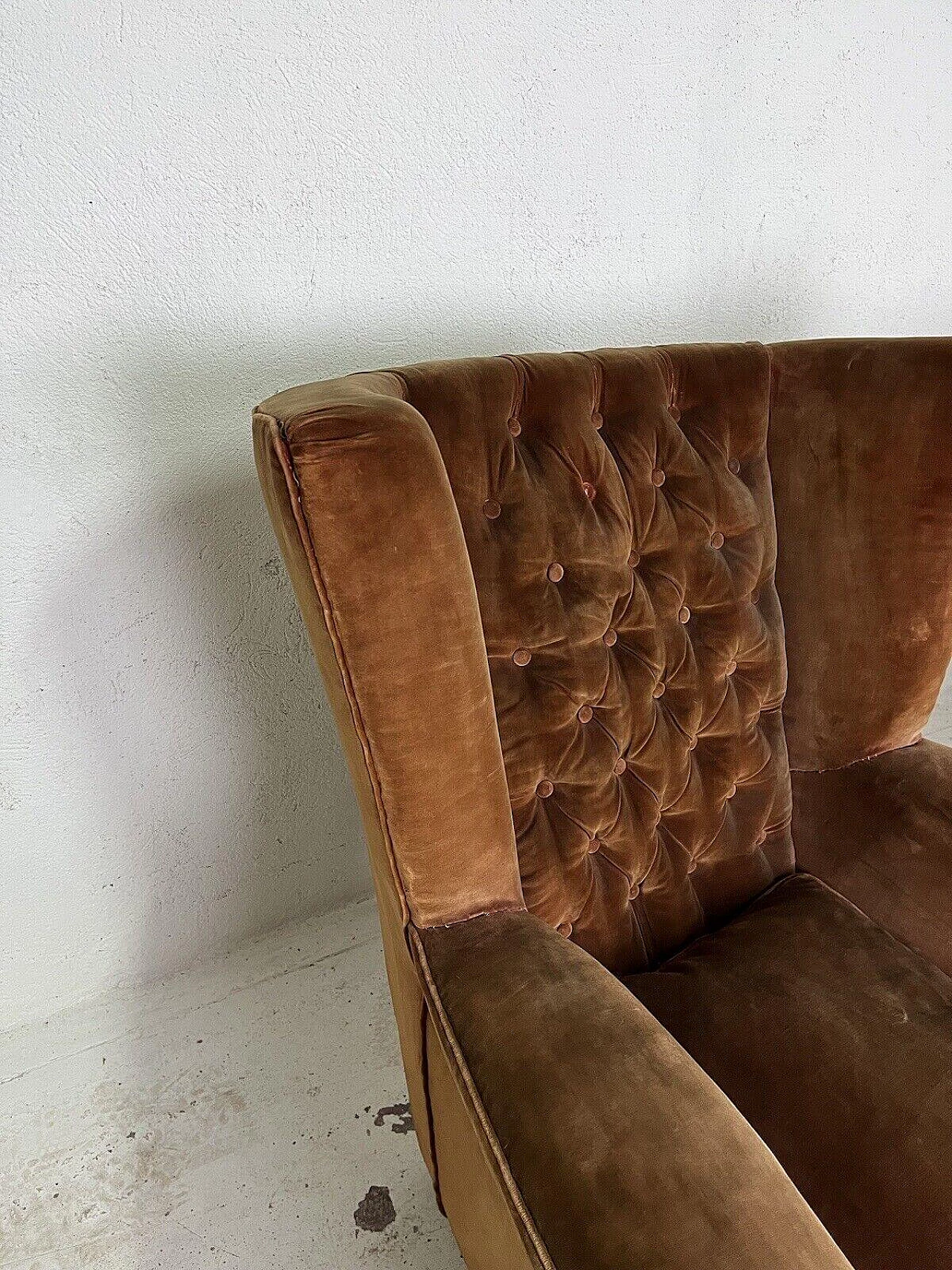 Pair of brown velvet armchairs attributed to Paolo Buffa, 1950s 18